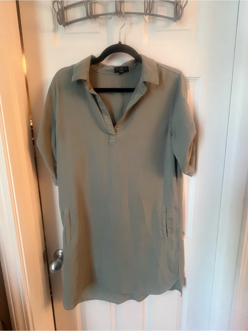 Velvet Heart Olive Green Collared V-Neck Tunic